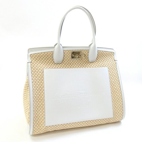 SALVATORE FERRAGAMO White Leather Pouch - Picture 1 of 9